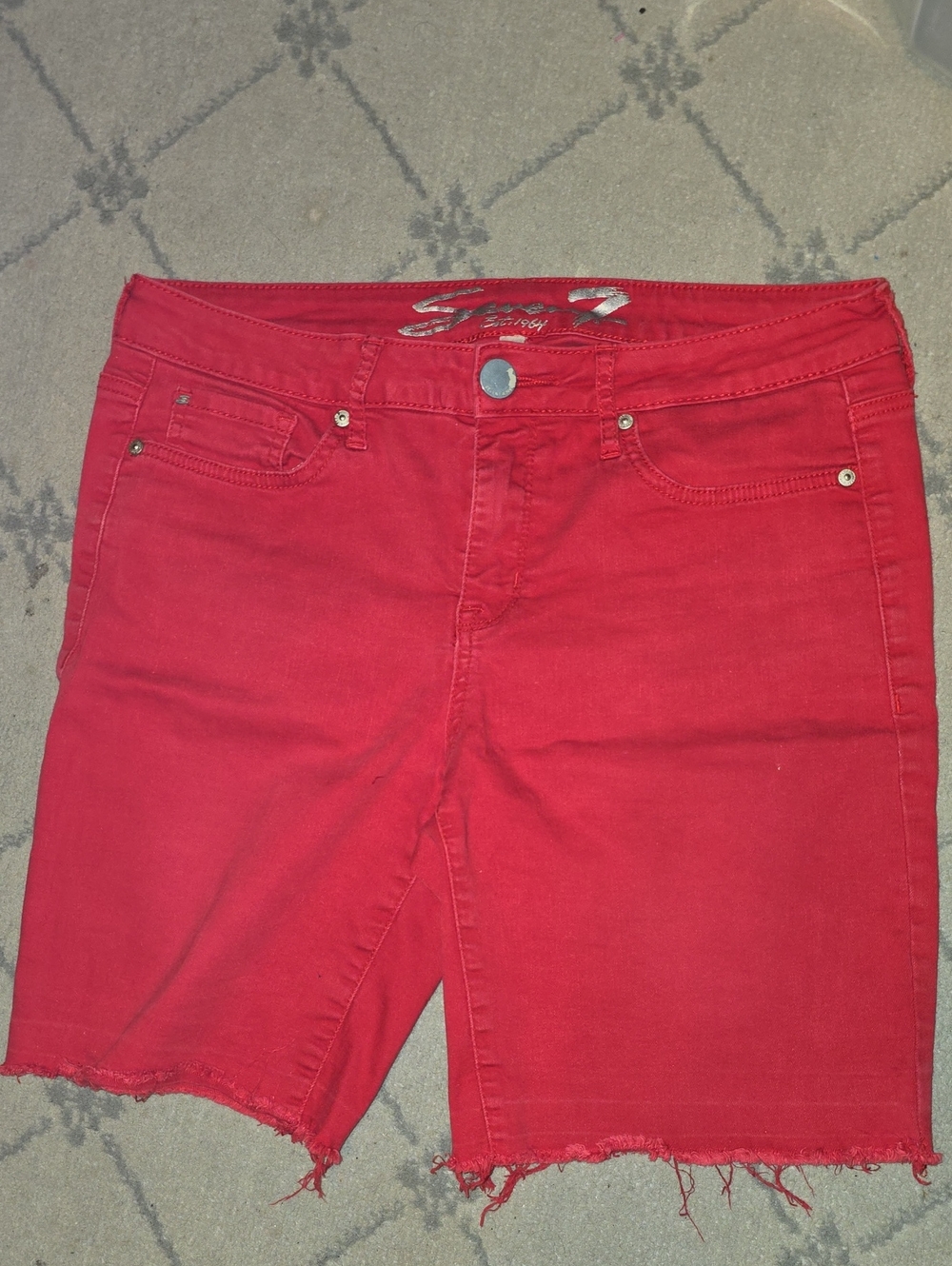 Seven7 8 Size 8 Womens Bright Red Denim Bermuda Raw Cut Shorts
